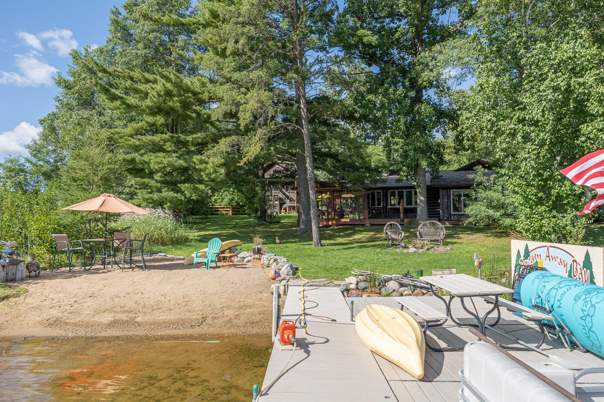 1292 Larrup Trail SW