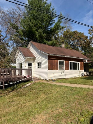 137 E WALNUT ST, GLENWOOD CITY, WI 54013 - Image 613e09fd0a5d2ff3677be2b731ff8fa2/145127357