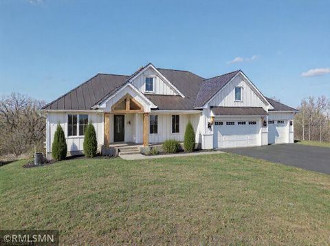 10484 56th Place N Lake Elmo MN 55042