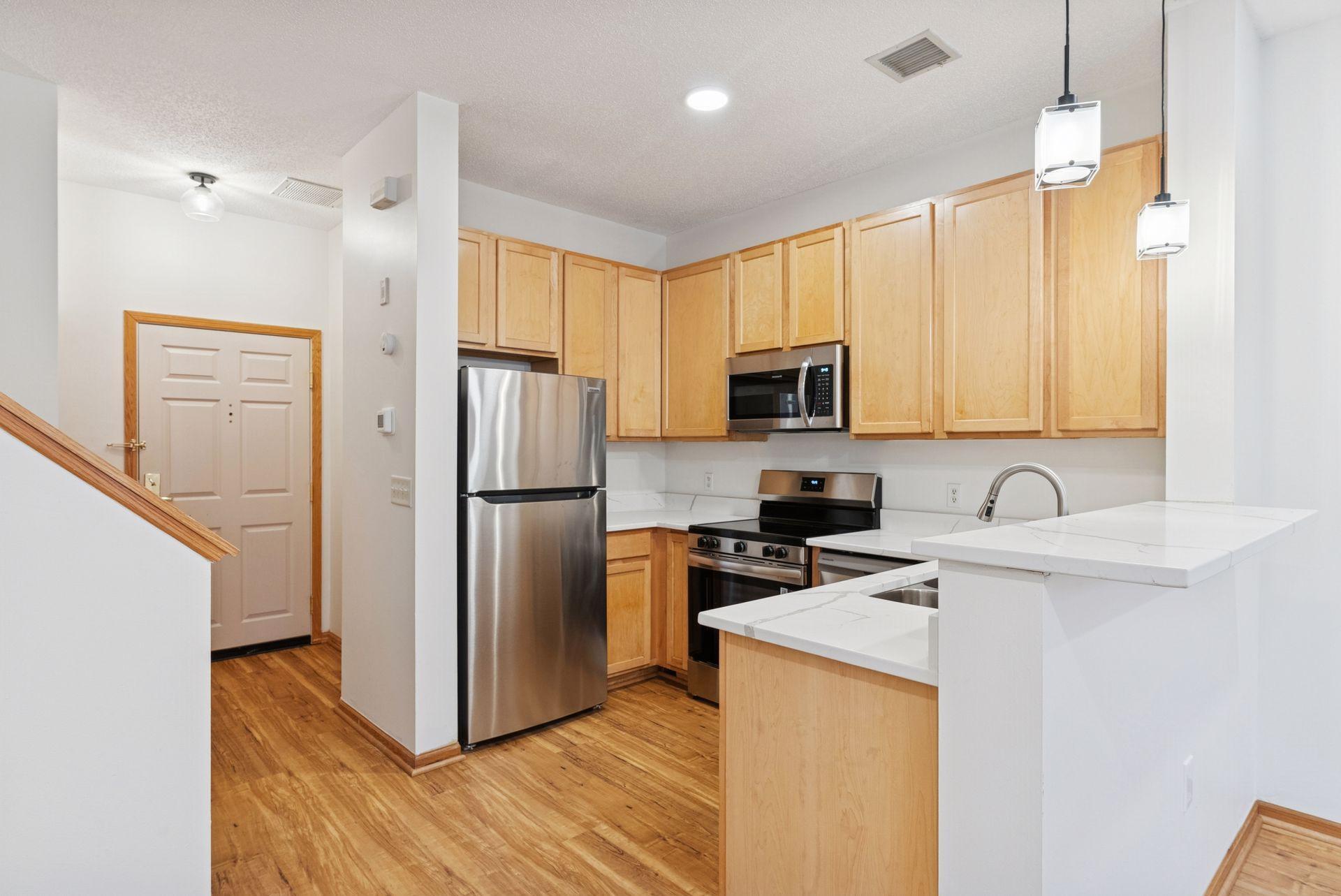 545 N 1st Street 123