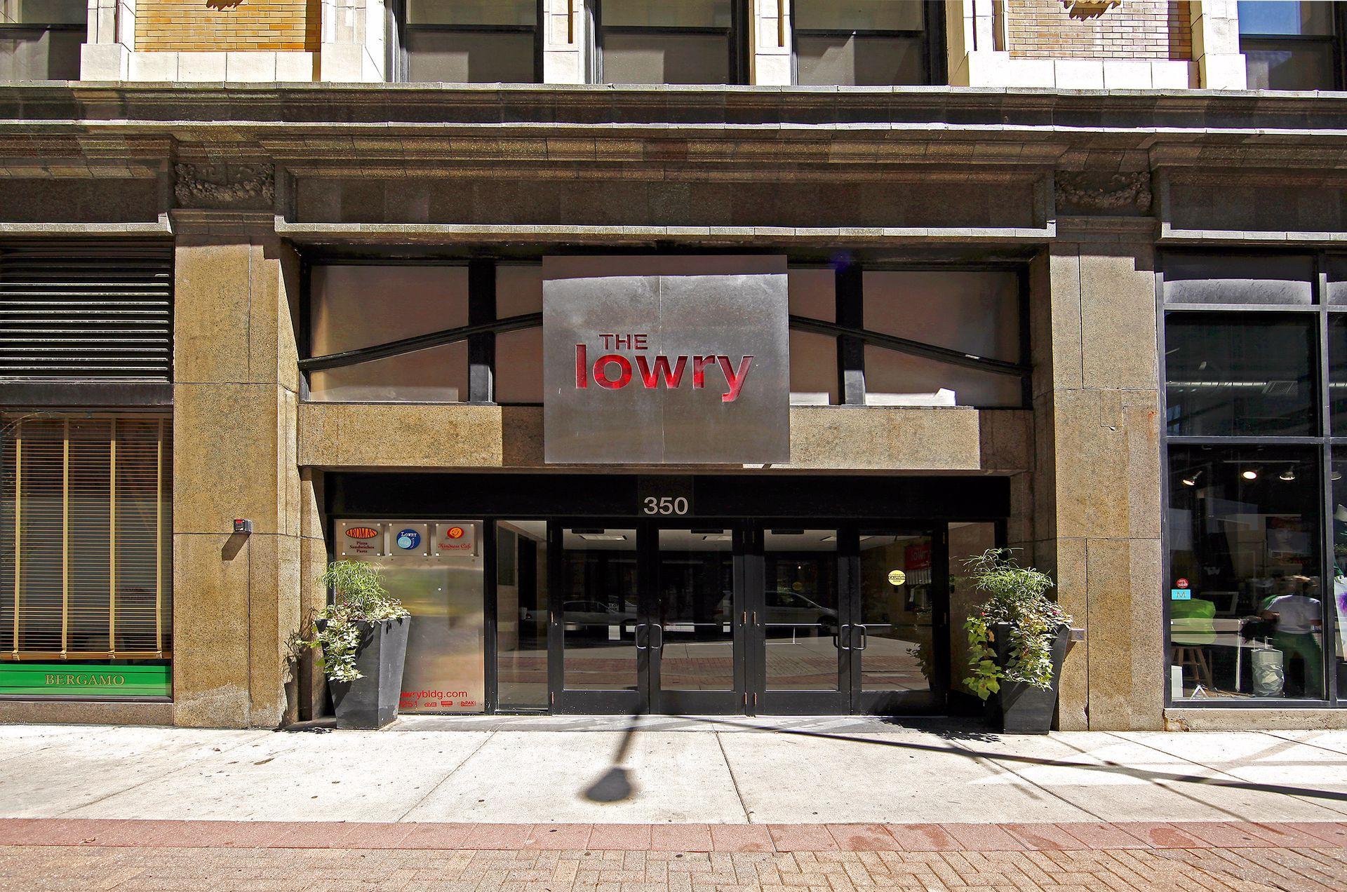 350 Saint Peter Street 903