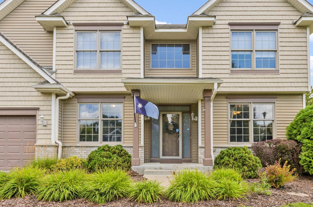 Photo of 370 Liberty Heights Drive, Chaska, MN 55318 (MLS # 7131161)