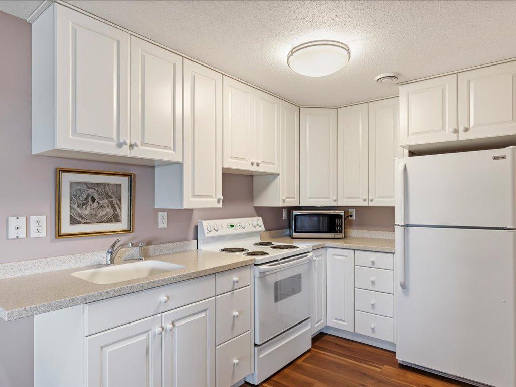 23558 Lida Dr, Pelican Rapids, MN, 56572, USA, 4 Bedrooms Bedrooms, ,4 BathroomsBathrooms,Residential,Pending,23558 Lida Dr,7086472