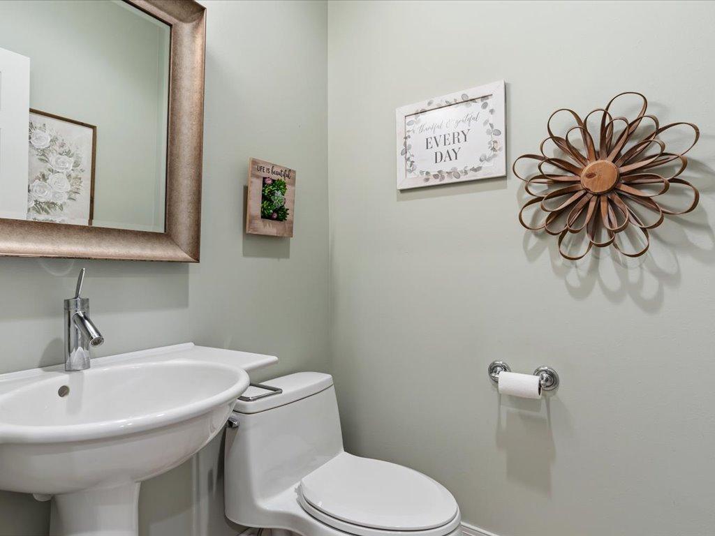 23558 Lida Dr, Pelican Rapids, MN, 56572, USA, 4 Bedrooms Bedrooms, ,4 BathroomsBathrooms,Residential,Pending,23558 Lida Dr,7086472