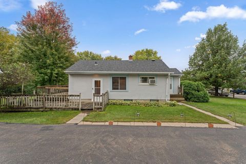 1740 English Street Maplewood MN 55109