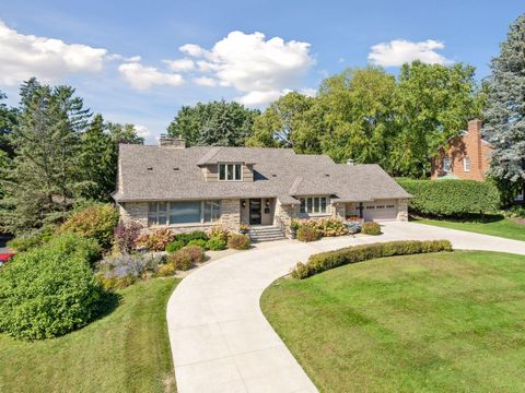 1619 Edgcumbe Road Saint Paul MN 55116