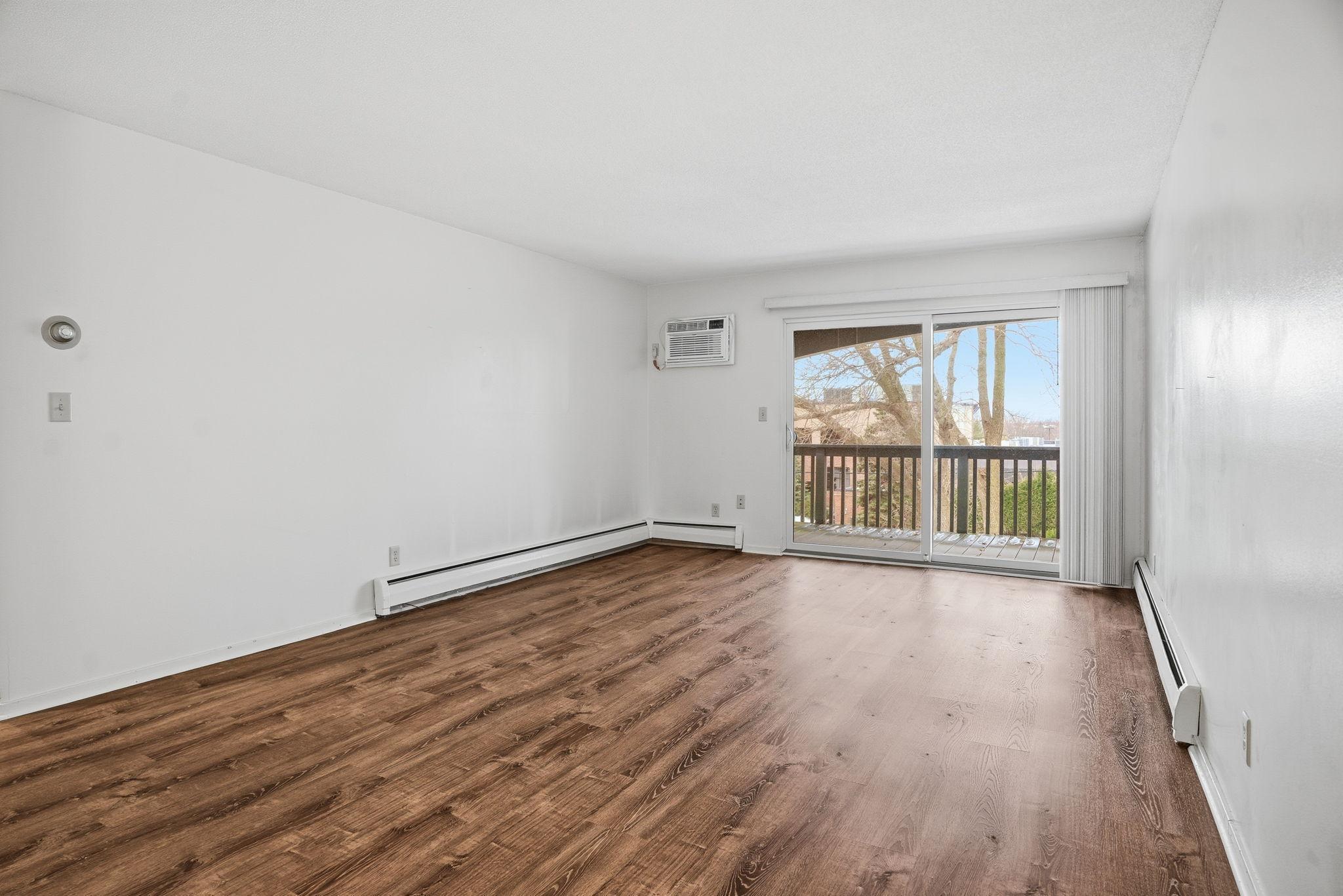 2800 Hamline Avenue N 317