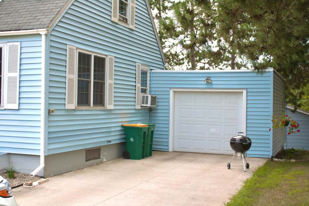 Photo of 715 NW 9th Avenue, Grand Rapids, MN 55744 (MLS # 7128645)