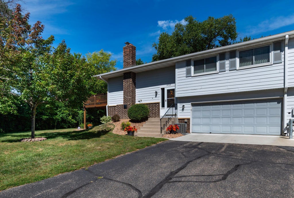 Photo of 10520 Decatur Avenue S, Bloomington, MN 55438 (MLS # 7086896)