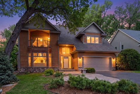 Photo of 4660 Island View Drive, Mound, MN 55364 (MLS # 7059394)