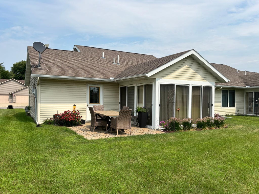 Photo of 1620 Blue Jay Boulevard, Fairmont, MN 56031 (MLS # 7121465)