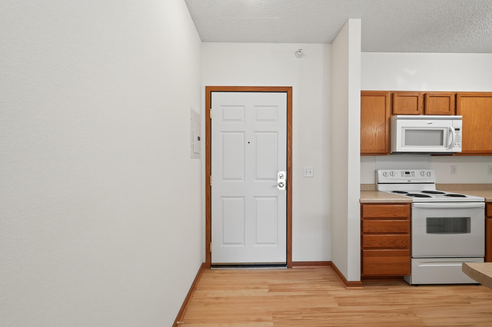 1776 Maryland Avenue E 100