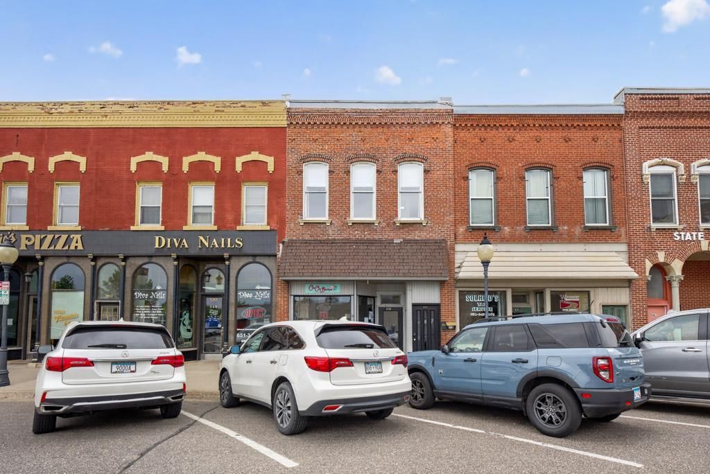 Photo of 118 S Washington Street, Lake City, MN 55041 (MLS # 7077150)