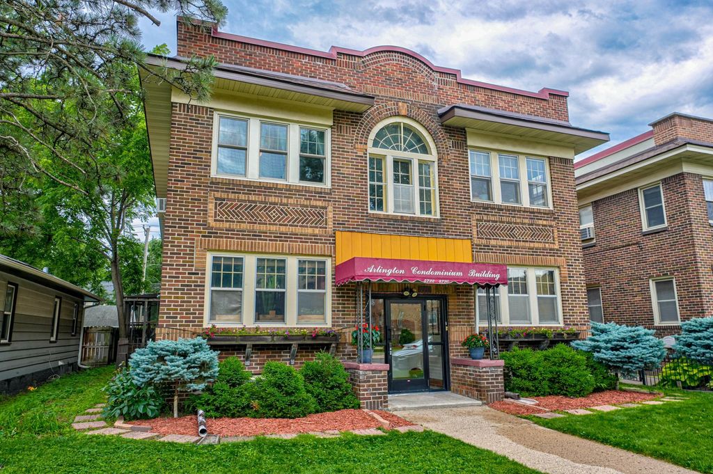 Photo of 4720 Nicollet Ave 4 Ave #4, Minneapolis, MN 55419 (MLS # 7001983)