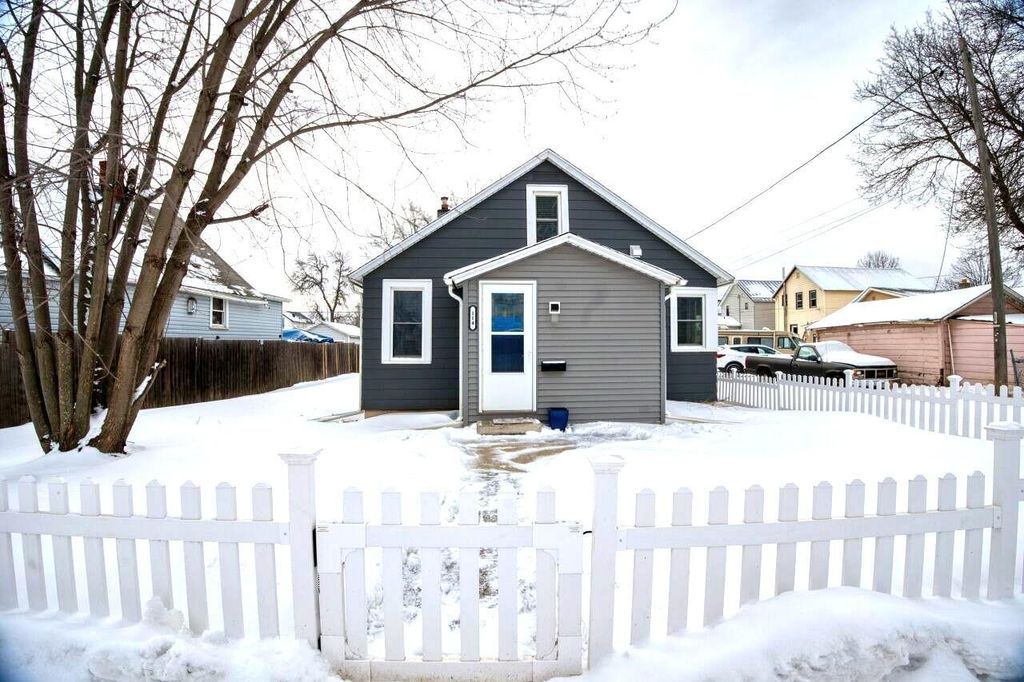 Photo of 114 E 17th Street, Hibbing, MN 55746 (MLS # 7009117)