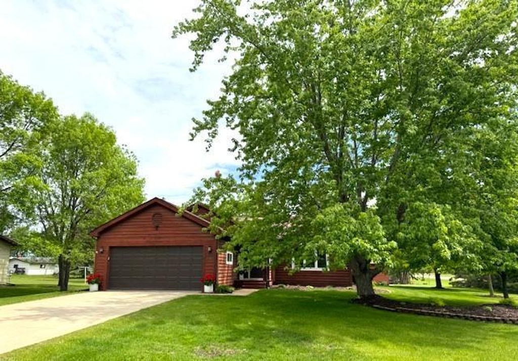 Photo of 1530 12th Street SW, Compton Twp, MN 56482 (MLS # 6532044)