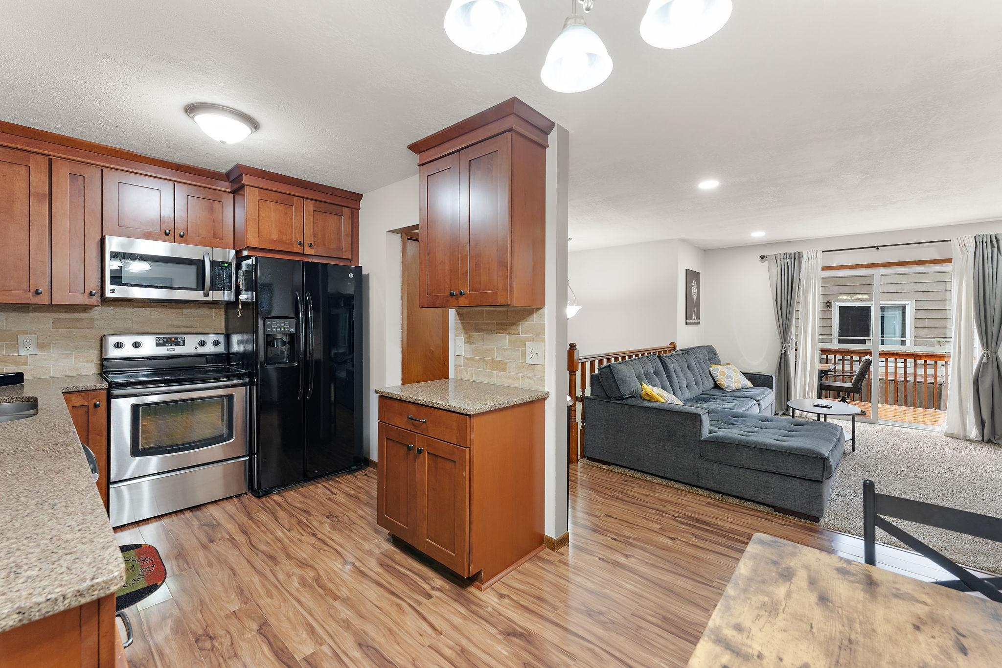 1533 Roundhouse Circle