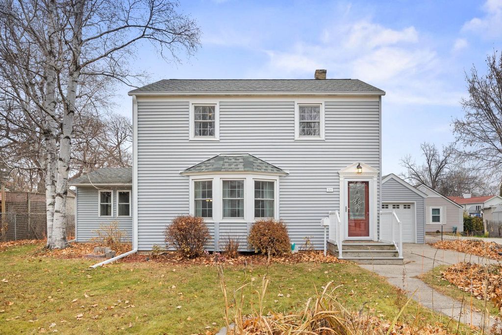 Photo of 571 Juul Road SW, Hutchinson, MN 55350 (MLS # 6806052)