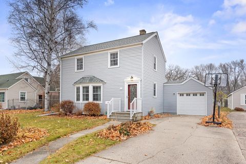 Photo of 571 Juul Road SW, Hutchinson, MN 55350 (MLS # 6806052)