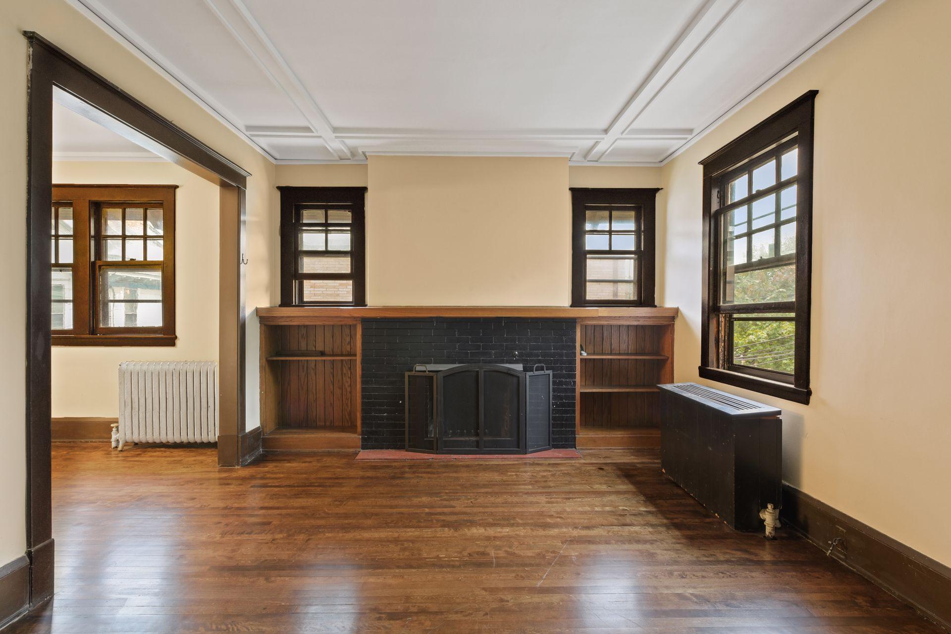 1108 W 28th Street