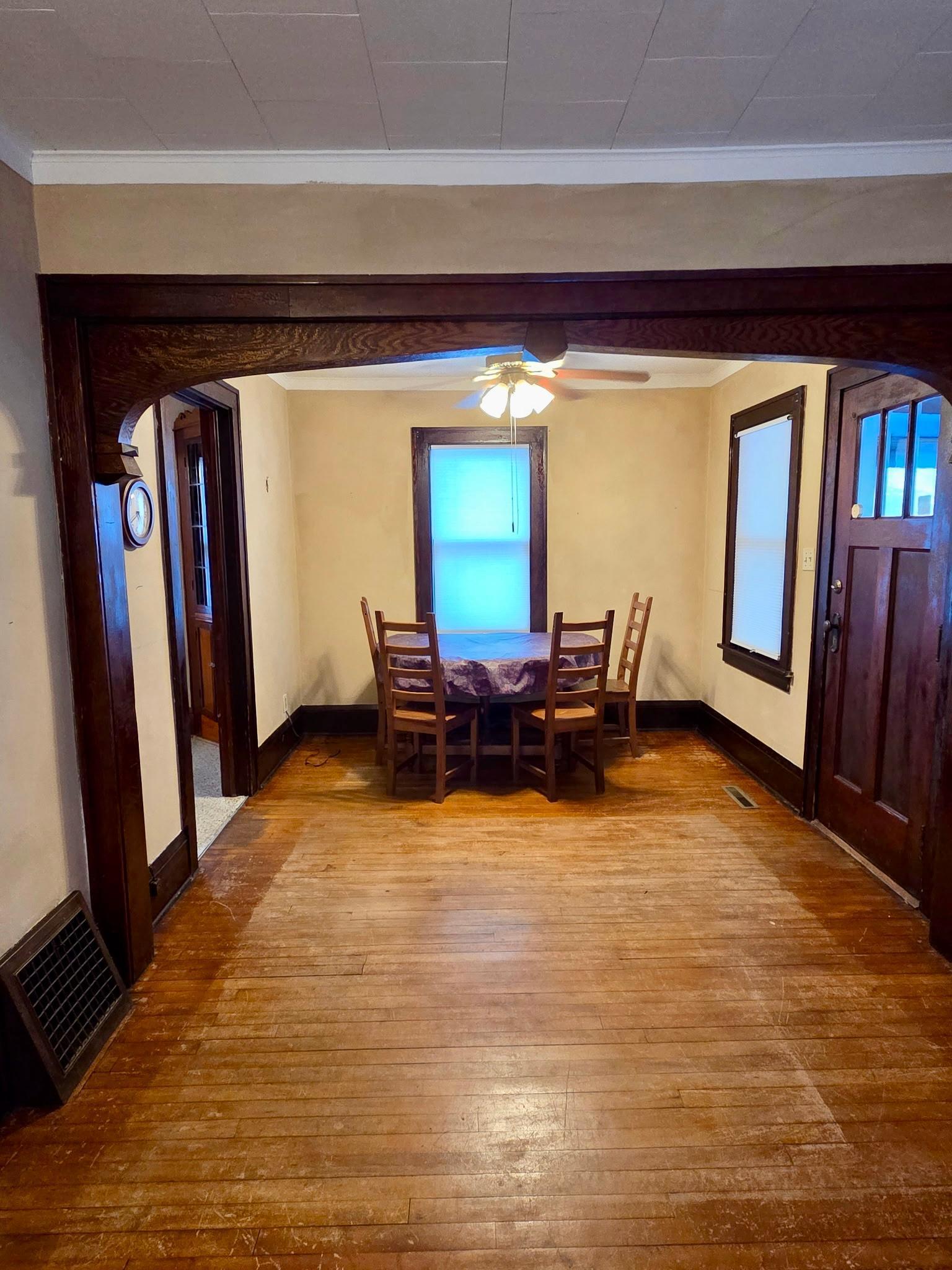 2036 Stillwater Avenue E