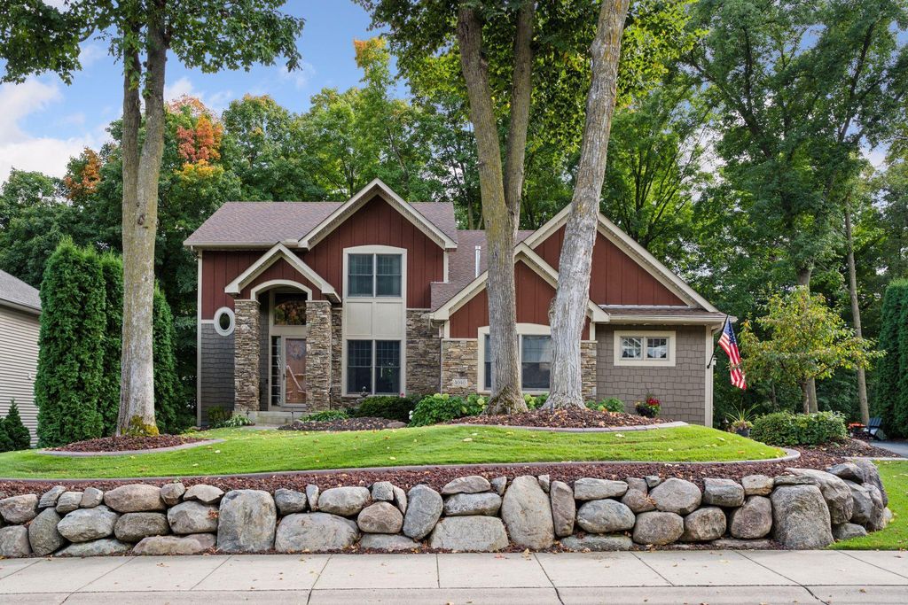 Photo of 4040 Maple Hurst Drive S, Rockford, MN 55373 (MLS # 7014561)