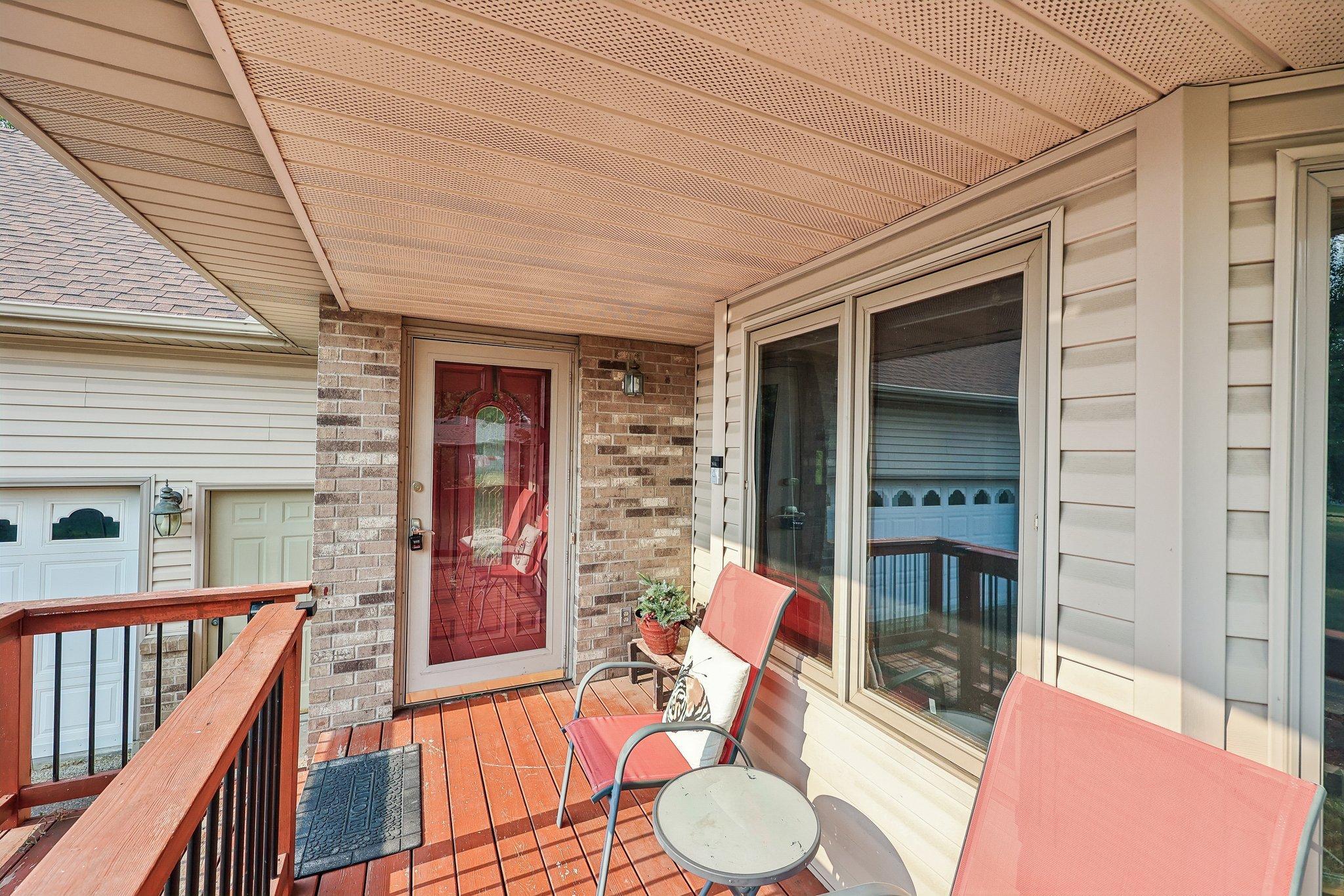 597 Viking Drive E