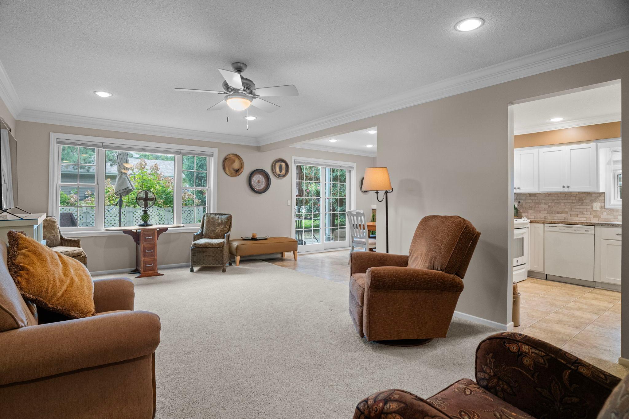 1829 County Road E East