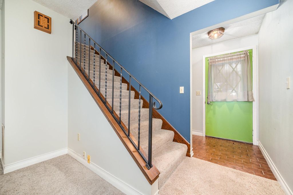 Photo of 1009 4th Avenue E, Shakopee, MN 55379 (MLS # 6823310)