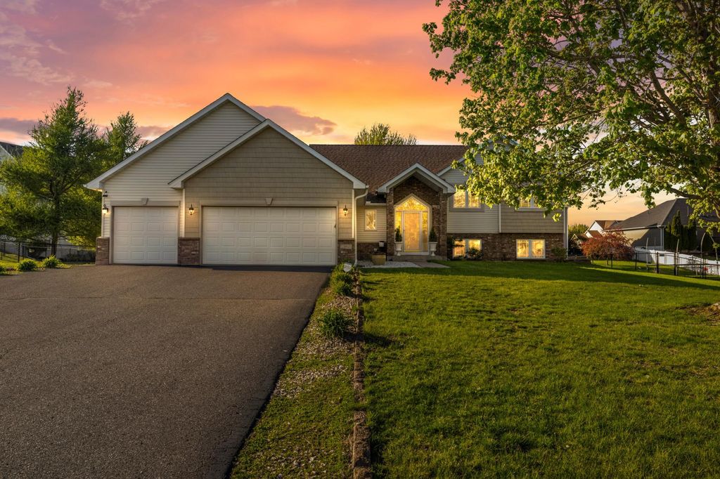 Photo of 19855 Burlington Path, Farmington, MN 55024 (MLS # 7062461)