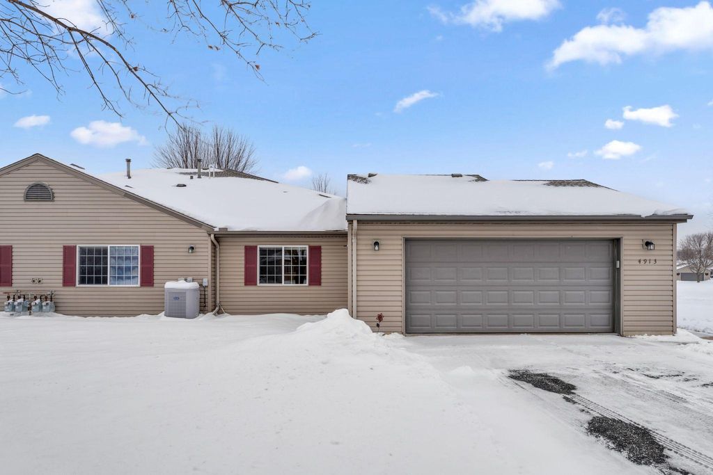 Photo of 4913 34th Court NW, Rochester, MN 55901 (MLS # 6823578)