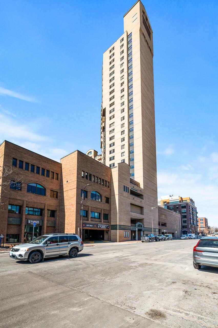 20 2nd Street NE P908