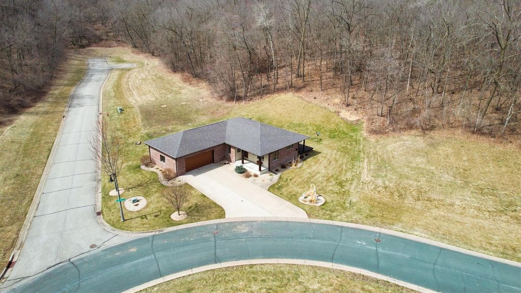 Photo of 2760 Oakhurst Drive, Lake City, MN 55041 (MLS # 7048611)