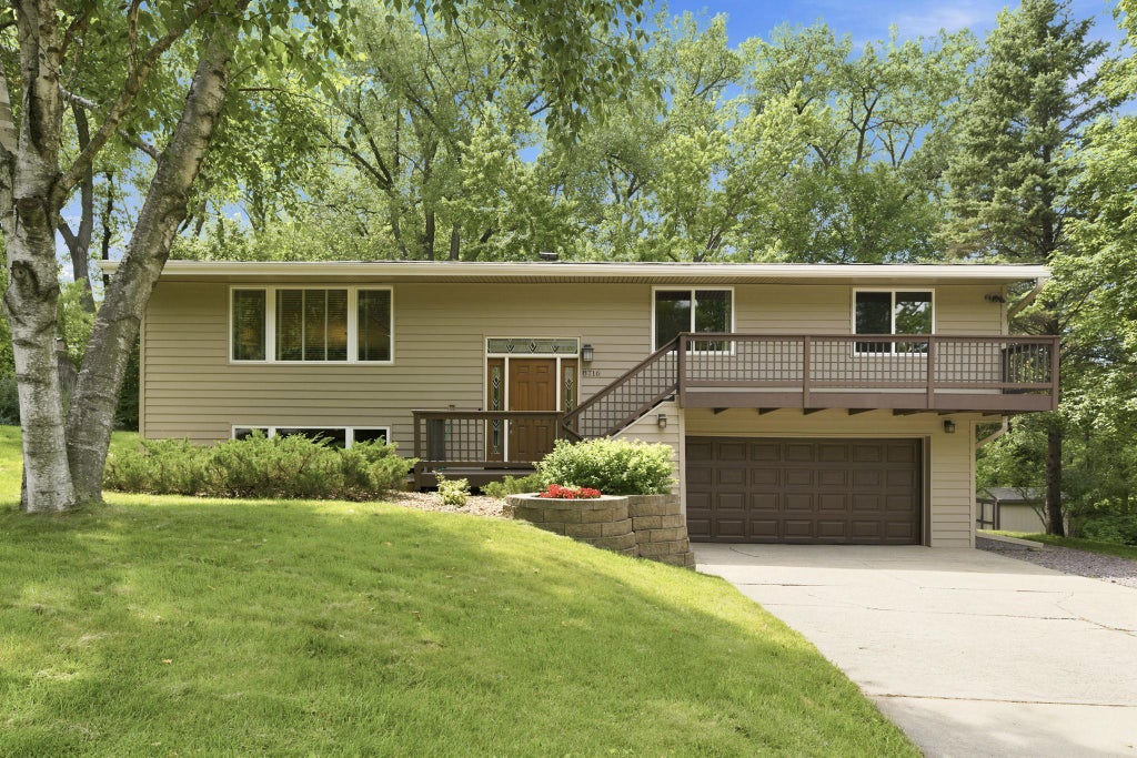 Photo of 8716 Virginia Avenue S, Bloomington, MN 55438 (MLS # 7099838)