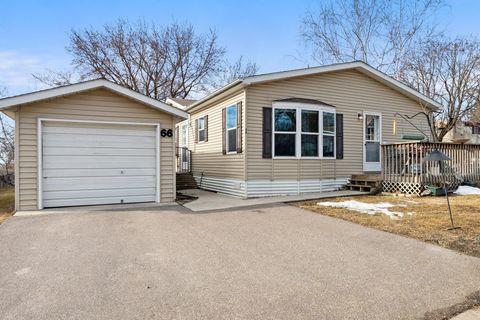 66 Kelly Road Chaska MN 55318