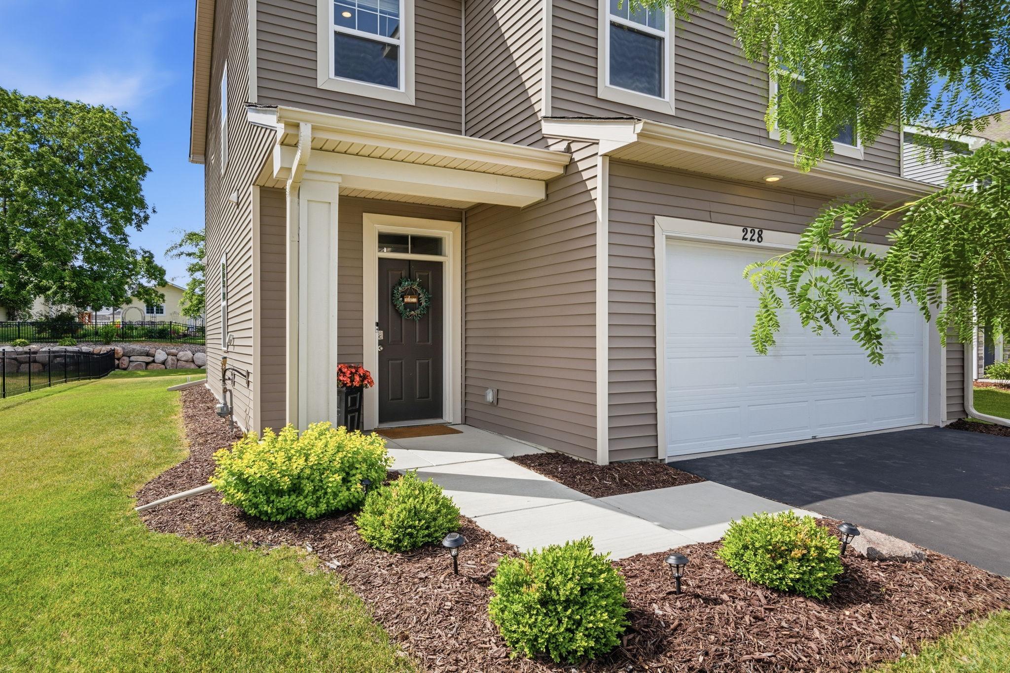 228 Snowdrop Trail