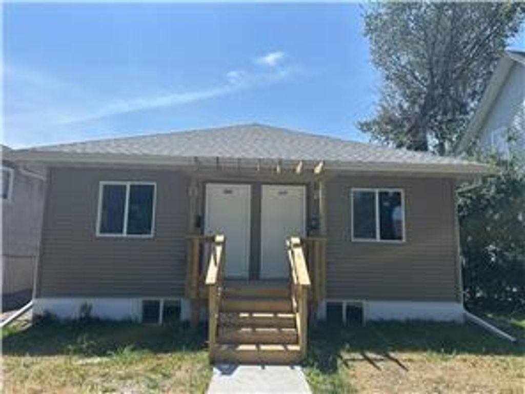 Photo of 468 Thomas Avenue, Saint Paul, MN 55103 (MLS # 7029160)