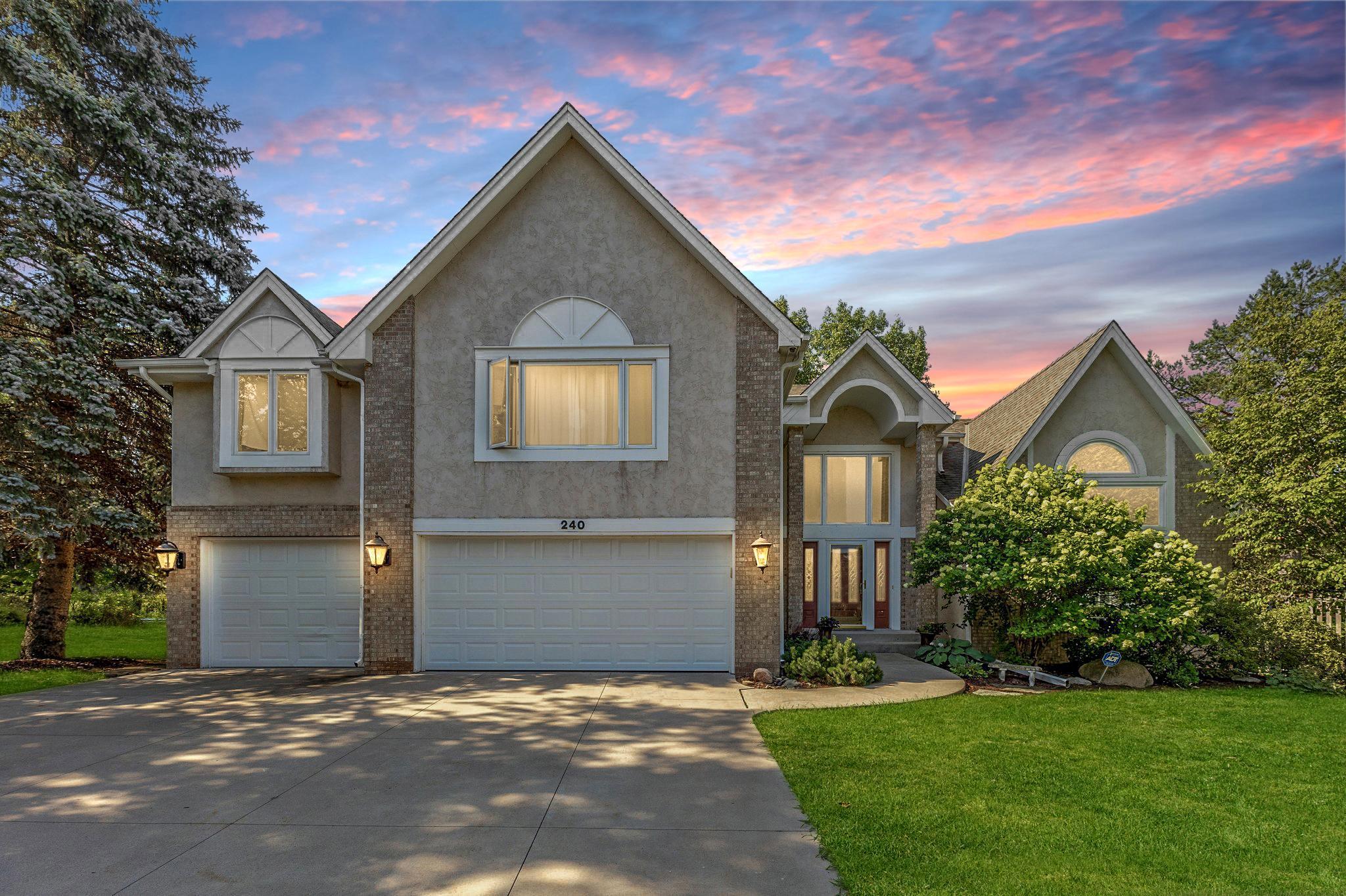 240 Cottonwood Drive