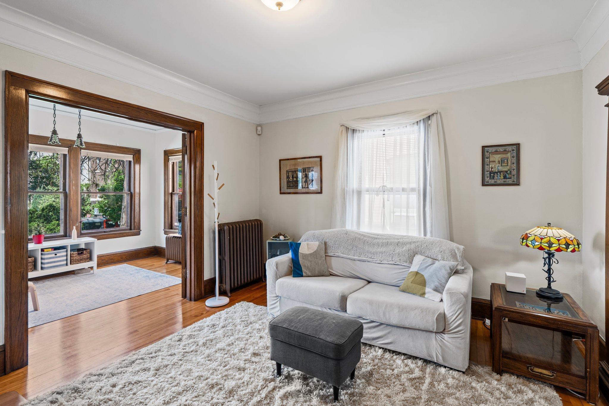 2895 James Avenue S 2