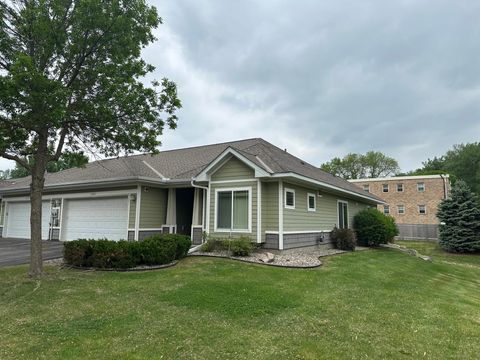 1470 Ravoux Lane Chaska MN 55318