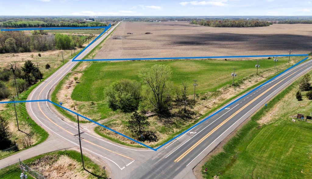 Photo of 15535 375th St, Taylors Falls, MN 55084 (MLS # 7057567)