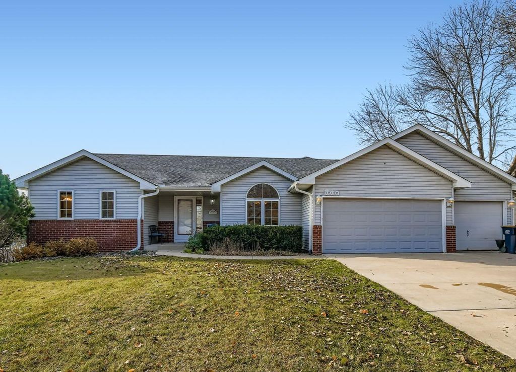 Photo of 19199 Encore Court, Farmington, MN 55024 (MLS # 6821340)