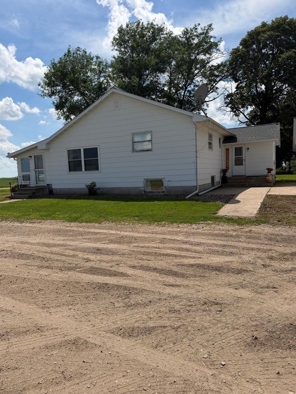 Photo of 80658 400th Street, Lewisville, MN 56060 (MLS # 7104876)