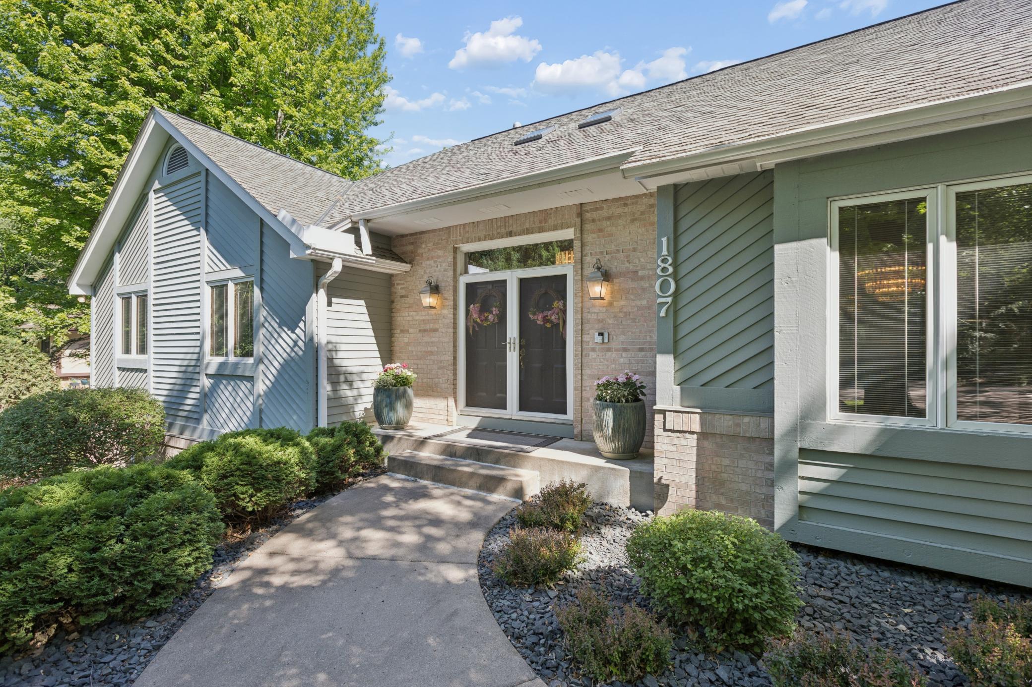 1807 Timberline Trail
