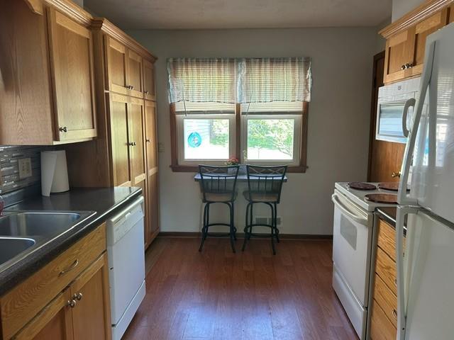 Photo of 514 Clark Street NE, Hutchinson, MN 55350 (MLS # 7097095)