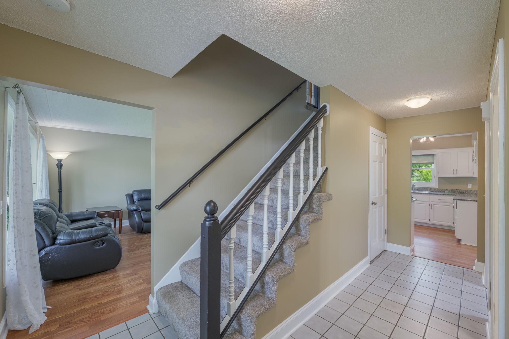 901 Southwind Drive