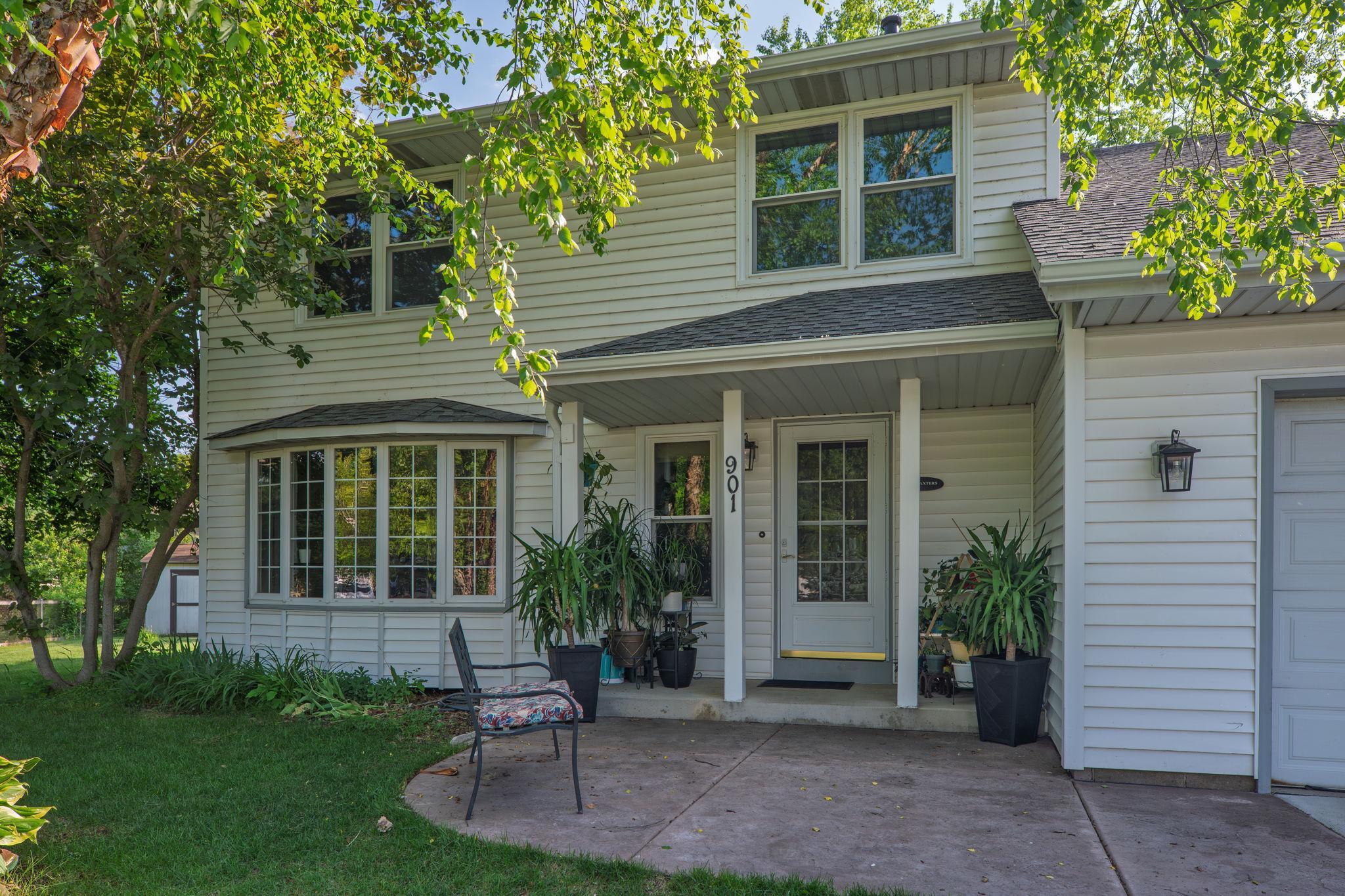 901 Southwind Drive
