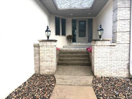 Photo of 13172 Galleria Place, Apple Valley, MN 55124 (MLS # 7138149)