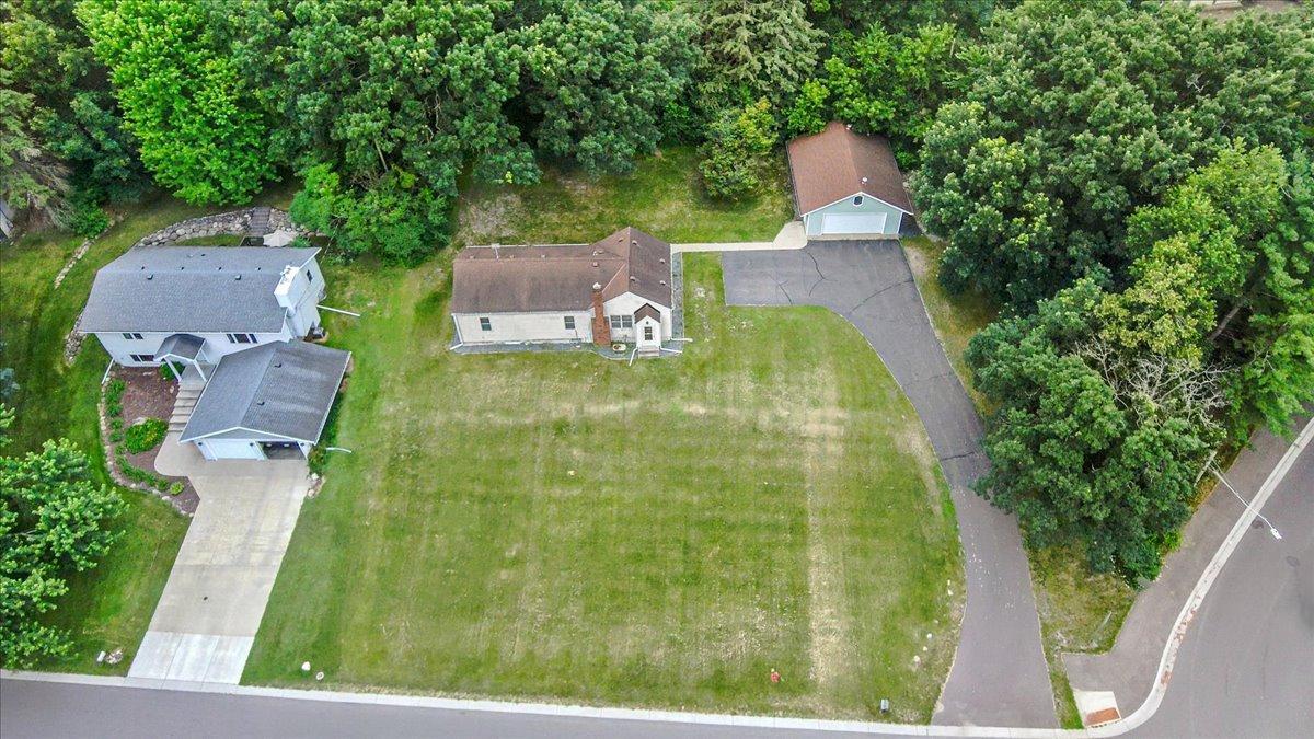 4145 Oakcrest Drive
