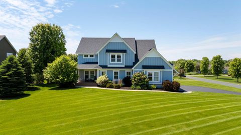 2962 Jonquil Trail N Lake Elmo MN 55042